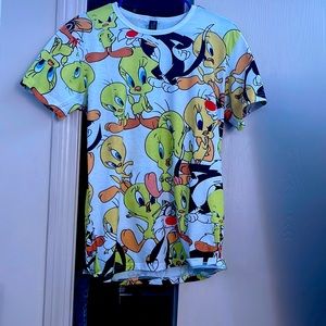 Classic tweety bird shirt